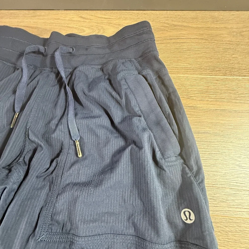 Lululemon Women's Dance Studio Pants Size 4 Navy Blue Straight Leg Sporty
